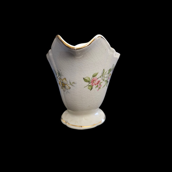 Vintage Floral Gravy Boat Sauce Pitcher Crackle Glaze Gold Trim Shabby Chic - Picture 2 of 7